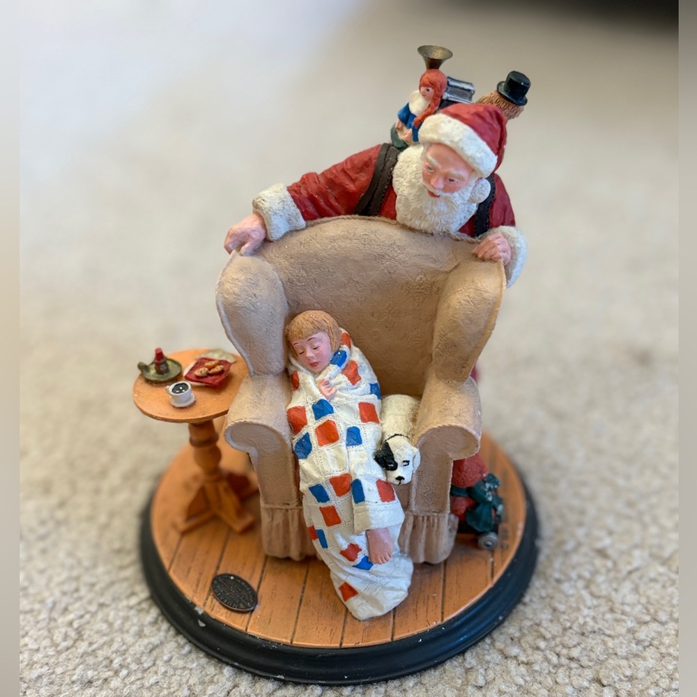 🤍Vintage Santa and Child Holiday Figurine 1990🤍